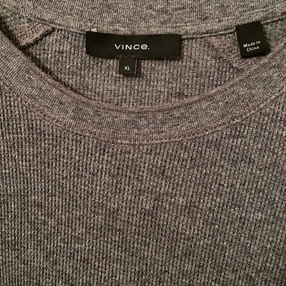 VINCE | Men’s Gray Waffle Knit Long Sleeve Sweater Top Size XL - Picture 4 of 6